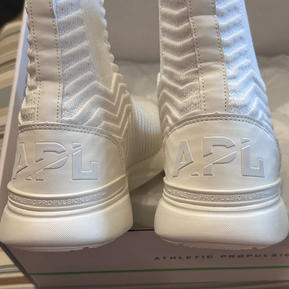 APL Women Techloom Chelsea Ivory - Picture 2 of 5